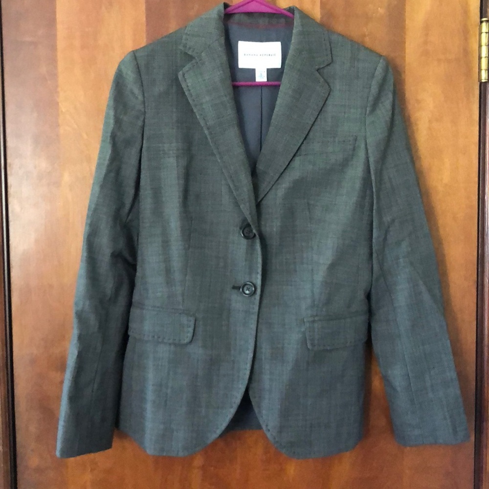Banana Republic suit